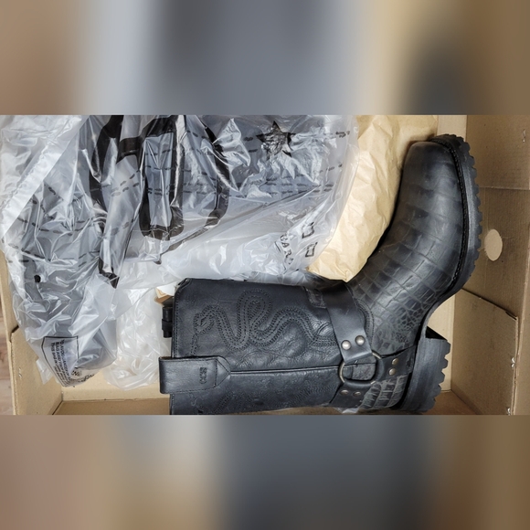 Black, size 8.5, MENS Roper brand sidewinder biker boots - Picture 4 of 5